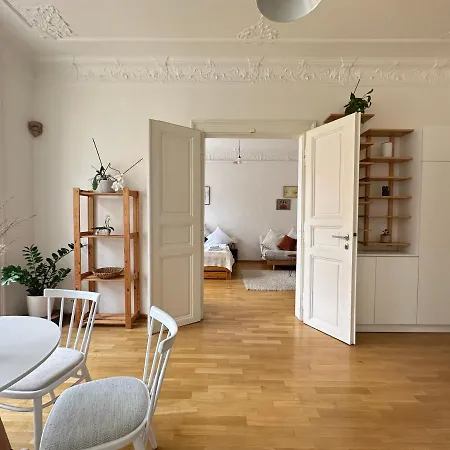 3Bdr Bohemian Style Central Flat With Balcony Prague Exterior photo